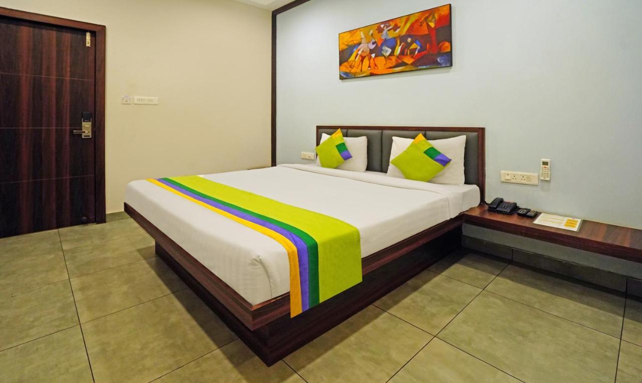 Treebo Lazystay Grand Patia ブバネーシュワル エクステリア 写真